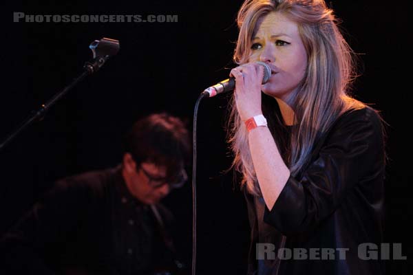 STILL CORNERS - 2012-03-26 - PARIS - Divan du Monde - 